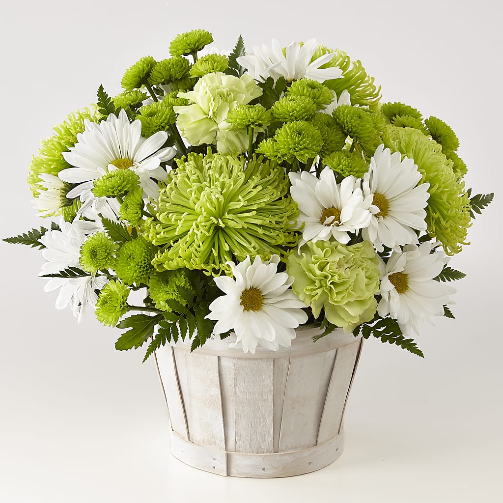 Lucky Charm Basket (Standard) – Magic Sun Flowers, Los Angeles CA