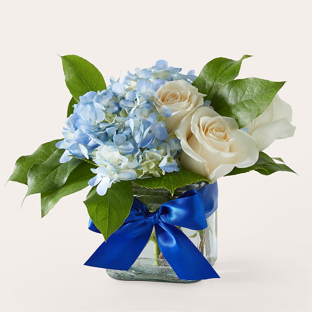 Sky Blue Delight Bouquet – Magic Sun Flowers, Los Angeles CA