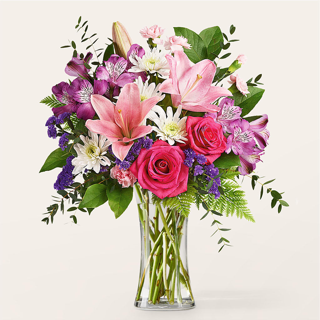 Lace & Pearls Bouquet – Magic Sun Flowers, Los Angeles CA