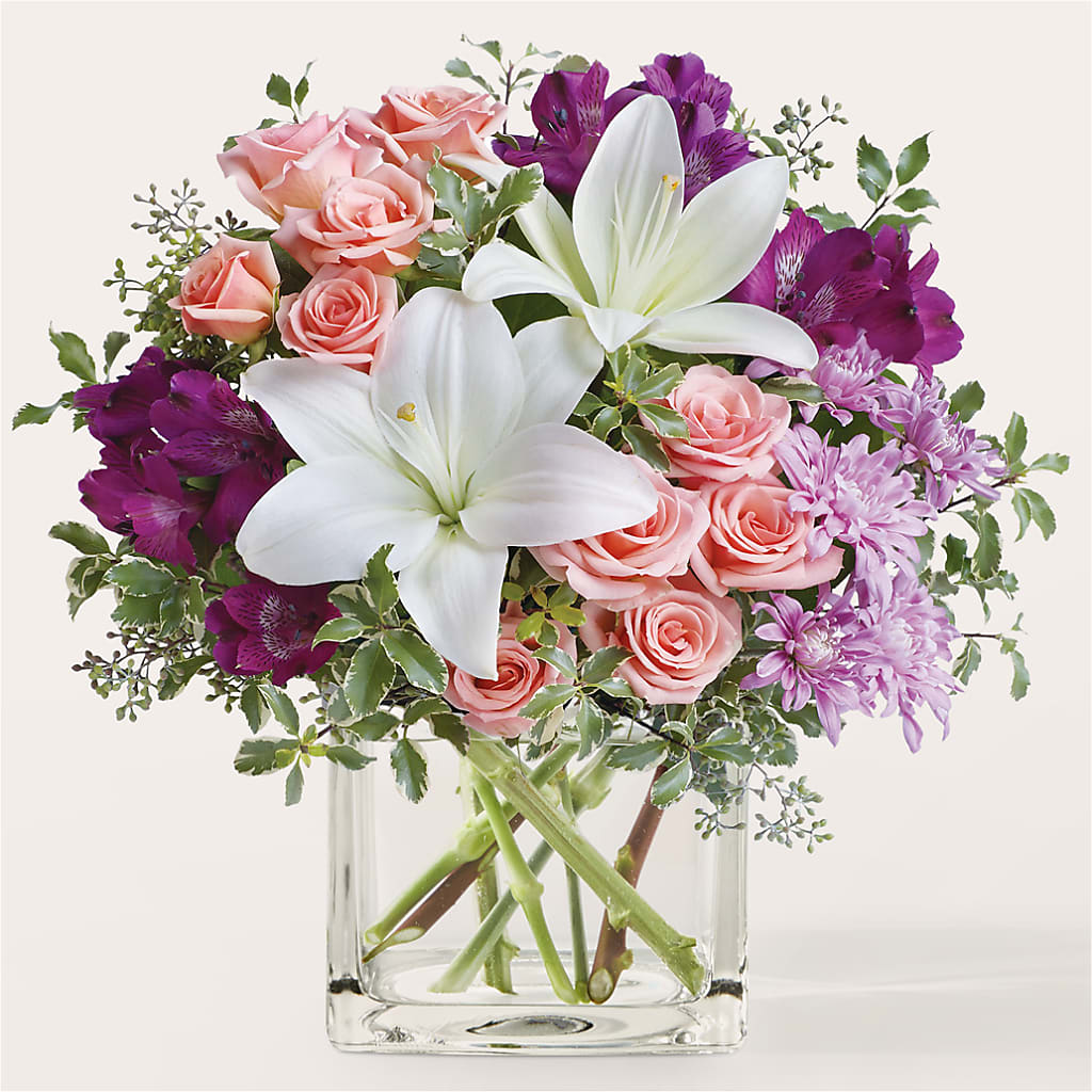 Mani Pedi Bouquet – Magic Sun Flowers, Los Angeles CA