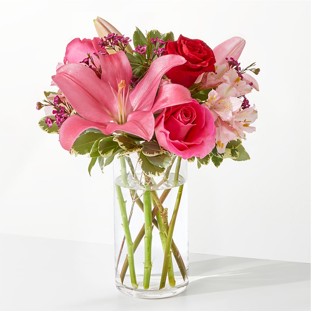Lucky in Love Bouquet – Magic Sun Flowers, Los Angeles CA