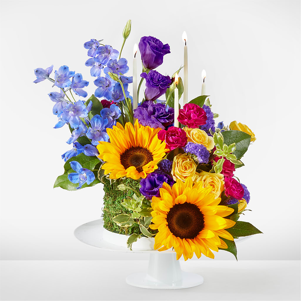 Star of the Day Floral Cake – Magic Sun Flowers, Los Angeles CA