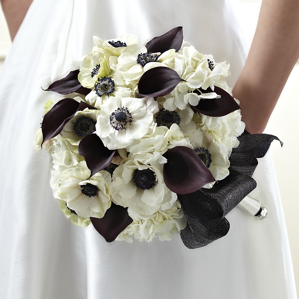 To Have and To Hold Bouquet – Magic Sun Flowers, Los Angeles CA