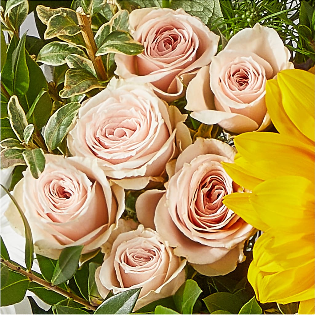 The Good Life Bouquet –  Magic Sun Flowers, Los Angeles CA