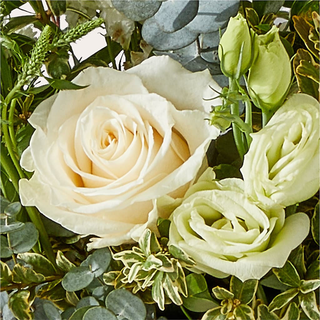 Cashmere Bouquet –  Magic Sun Flowers, Los Angeles CA