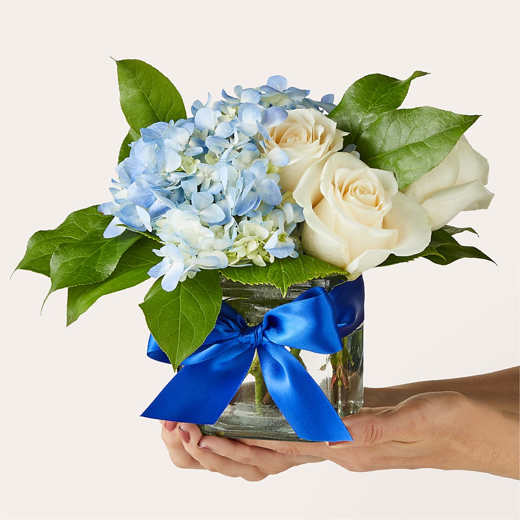 Sky Blue Delight Bouquet –  Magic Sun Flowers, Los Angeles CA