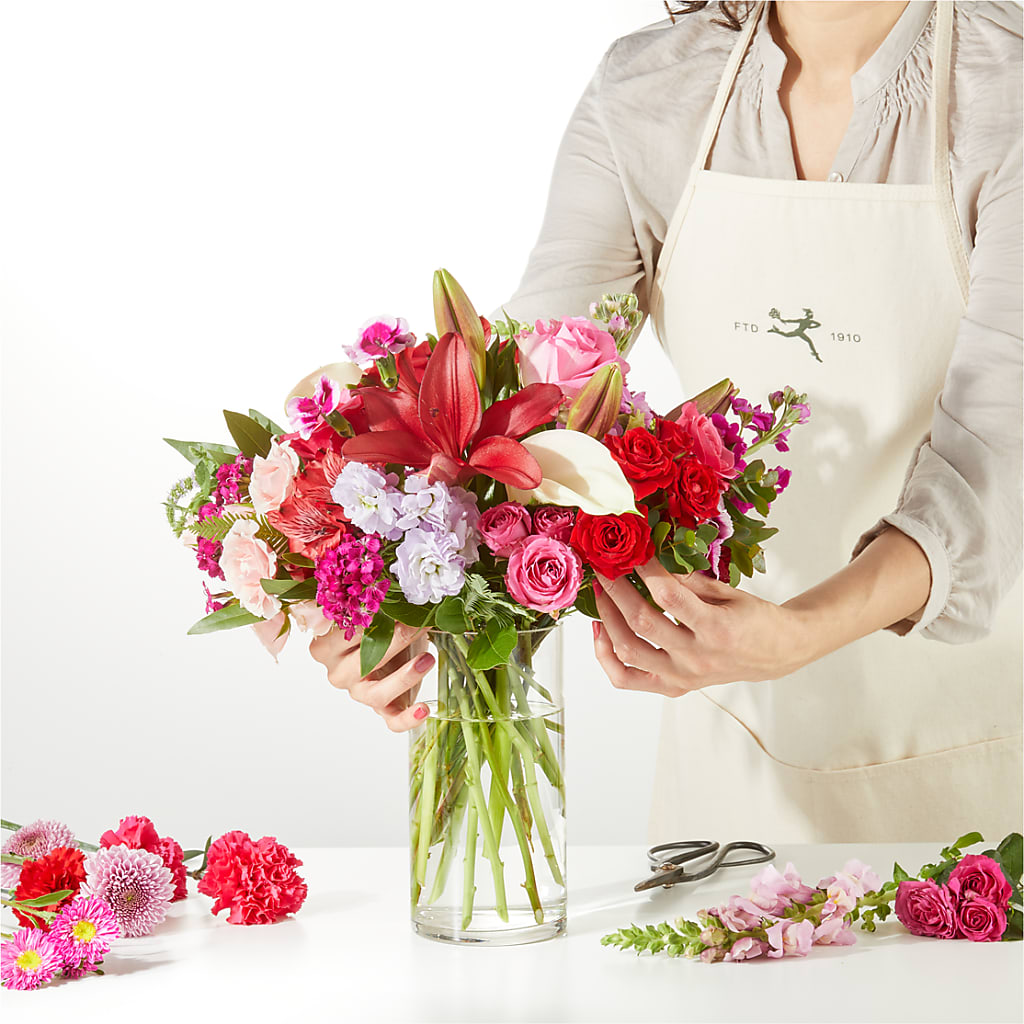Swooning Over You - A Luxury Florist Original –  Magic Sun Flowers, Los Angeles CA