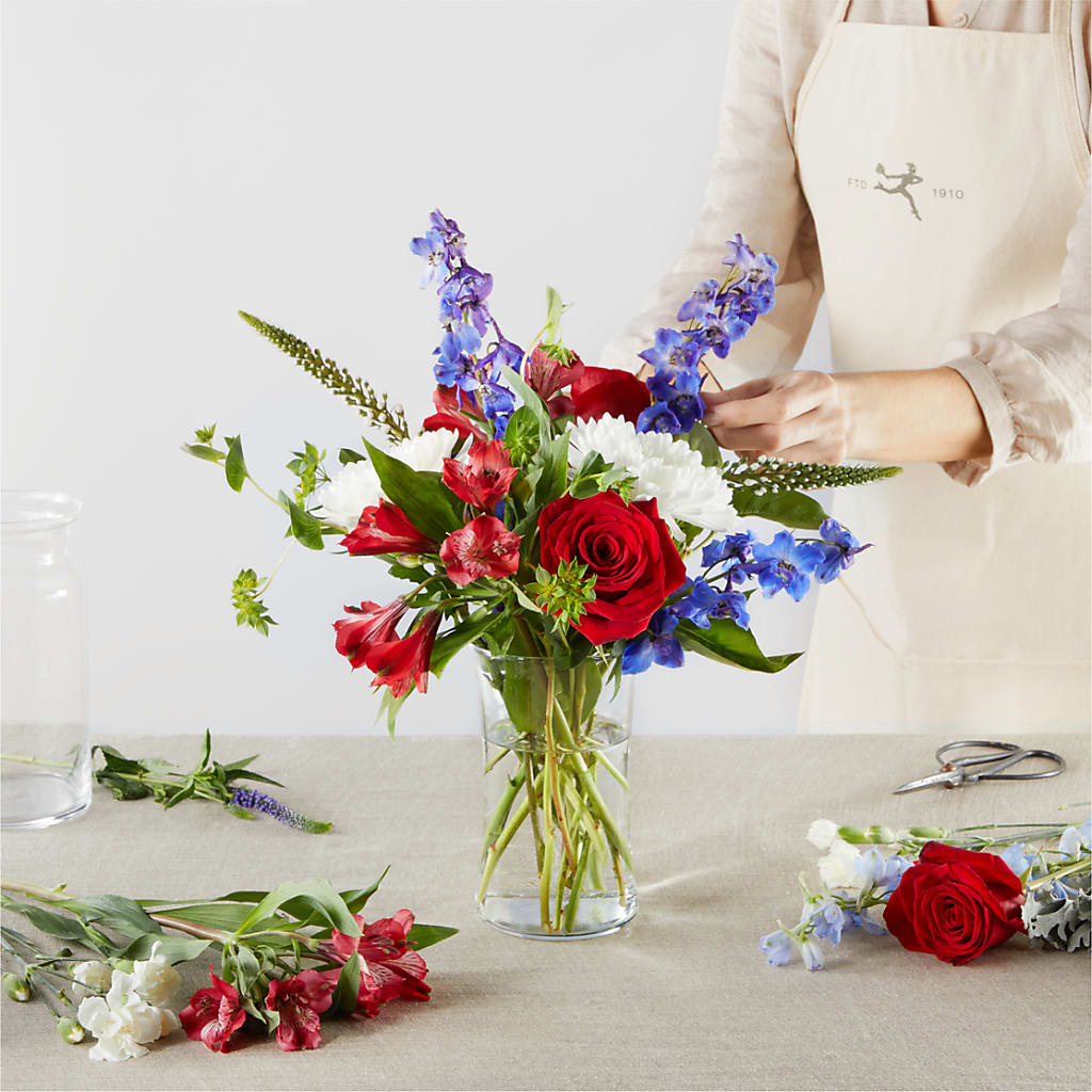 Star Spangled - A Florist Original –  Magic Sun Flowers, Los Angeles CA