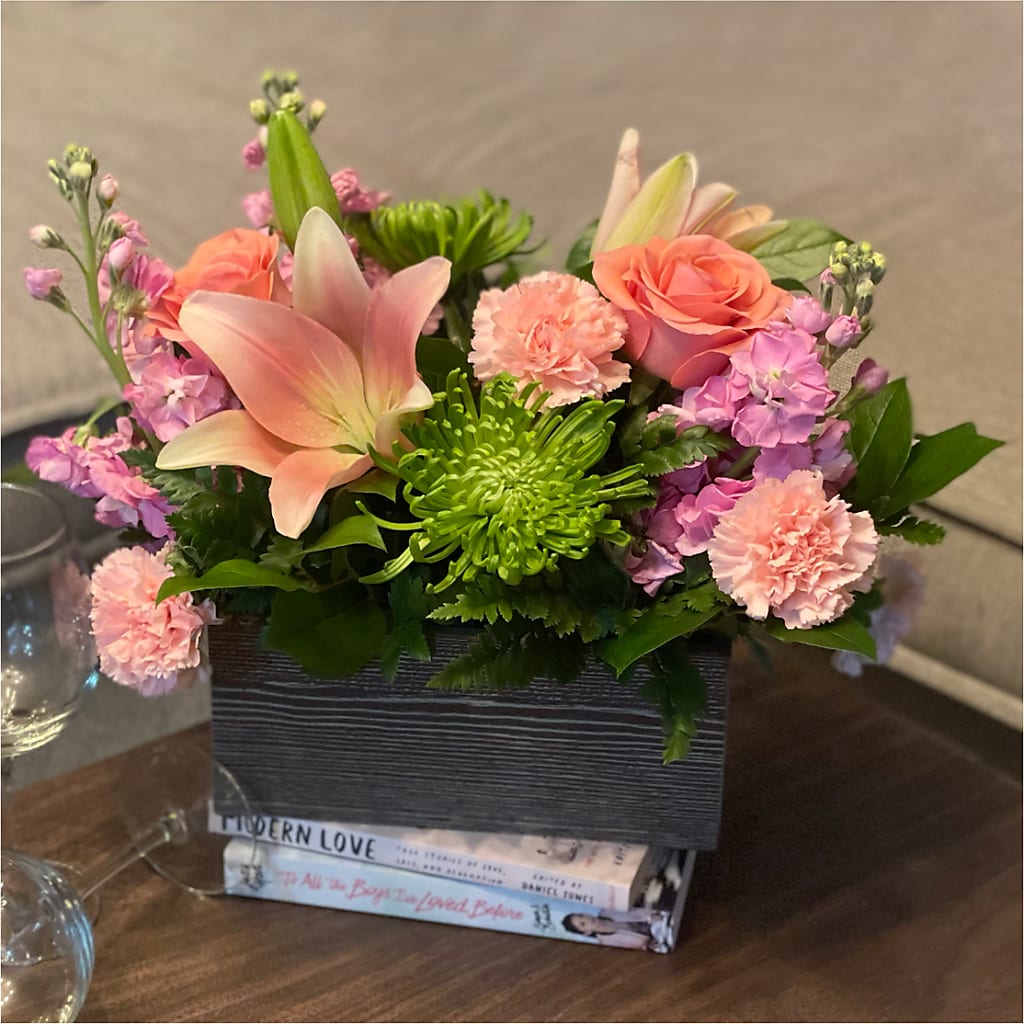 Beautiful Spirit Basket –  Magic Sun Flowers, Los Angeles CA