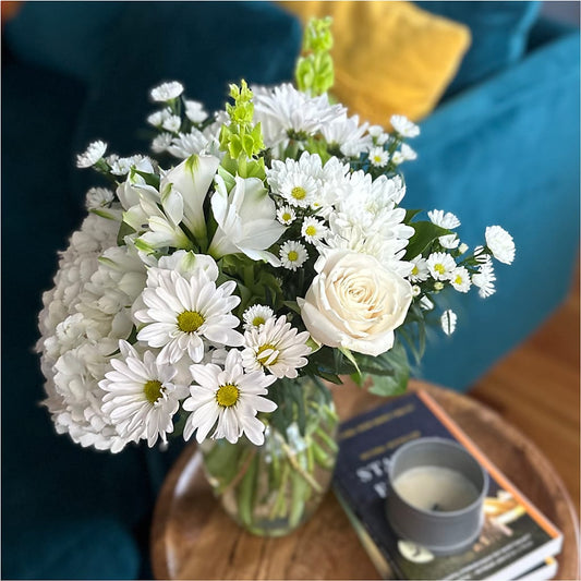 Classic Ivory – A Florist Original –  Magic Sun Flowers, Los Angeles CA