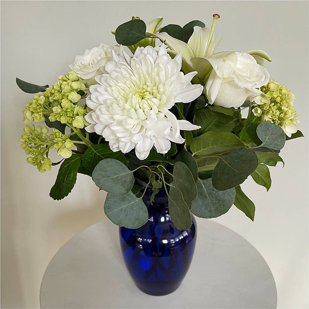Snowy Dreams Bouquet –  Magic Sun Flowers, Los Angeles CA
