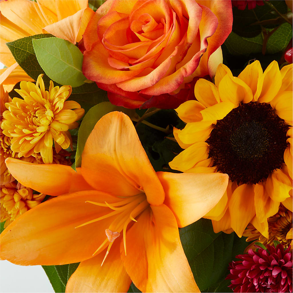 Grateful Centerpiece –  Magic Sun Flowers, Los Angeles CA